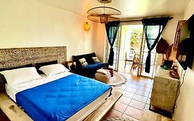 Beau Studio Renove Au Sein D'Un Magnifique Complexe Hotelier